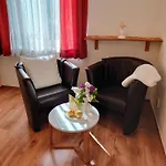 Im Gesundbrunnental 3*